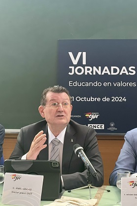 Ángel Sánchez en las jornadas