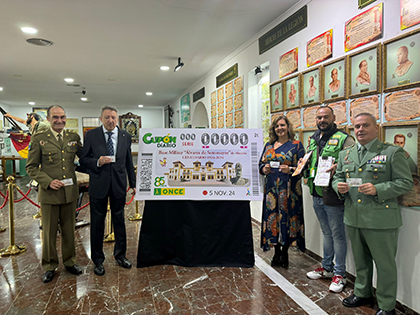 Presentación del cupón dedicado al Centenario de la Base Álvarez de Sotomayor