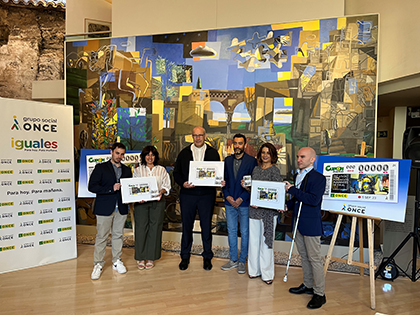 Imagen de la presentación del cupón de la ONCE dedicado a los 25 años de la Fundación Amantes de Teruel