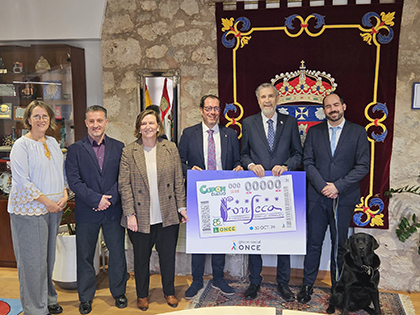 Foto de familia de la presentación del cupón deciado al V Centenario de Juan Rodríguez de Fonseca