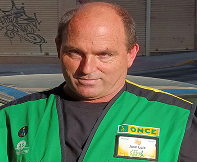 José Luis Vidaña, vendedor de la ONCE en El Ejido