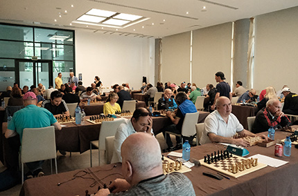 Imagen de ajedrecistas ciegos en el Open Benidorm 2023