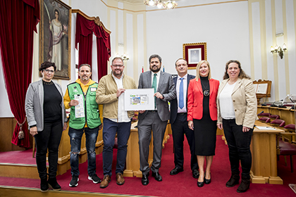 Foto de familia de la presentación del cupón dedicado a Mérida ‘Premio Reina Letizia de Accesibilidad 2021’